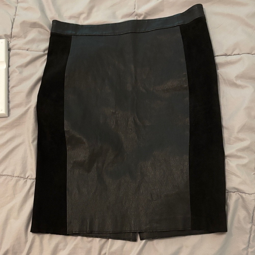 Vince Black and Gray Leather Pencil Skirt